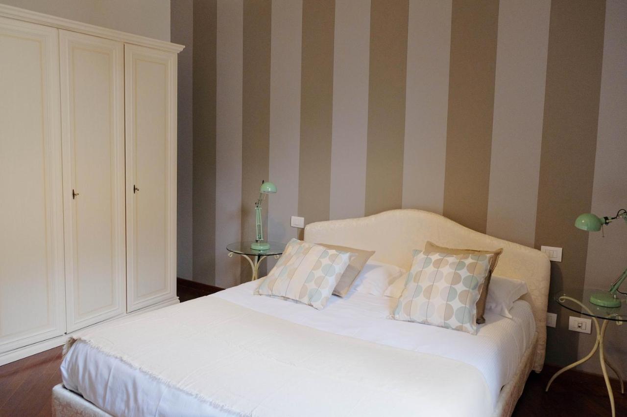 Villa Il Leone Florence Room photo